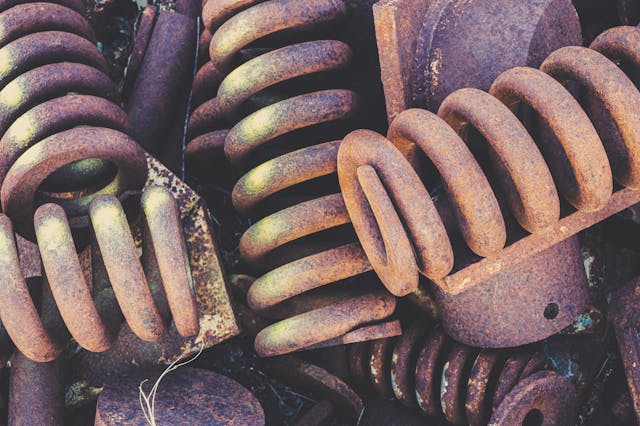 How Much Scrap Metal in a Water Heater? Scrap Value Guide